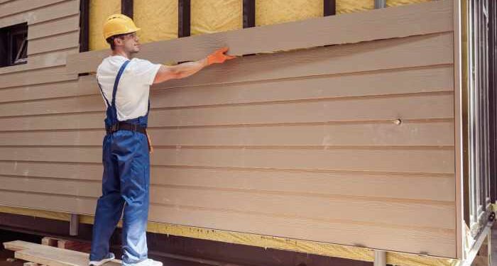 Tips for Installing Vinyl Siding Along the Roofline